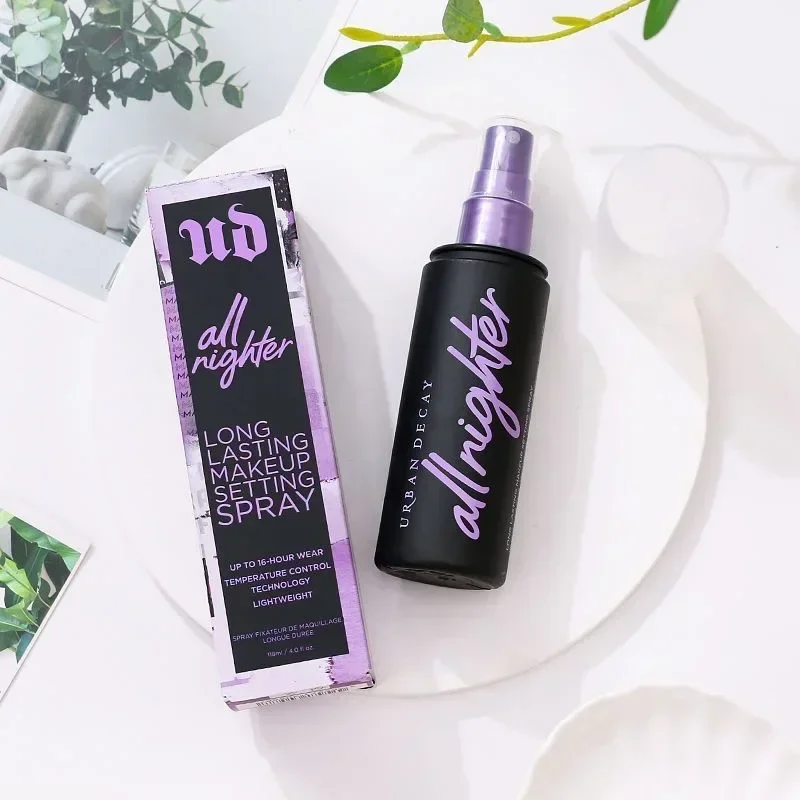 Make-up Setting Spray Quickly Forms A Film, Long-lasting Makeup, Oil Control, Sweat-proof and Smudge-proof Classic Version 118ML