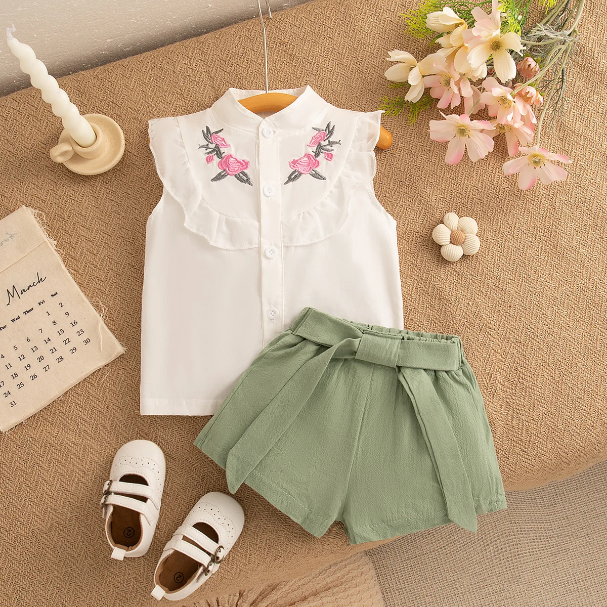

Toddler Girl Baby Clothing Set Flower Embroidered Cotton Sleeveless Shirt + Solid Color Bow Shorts