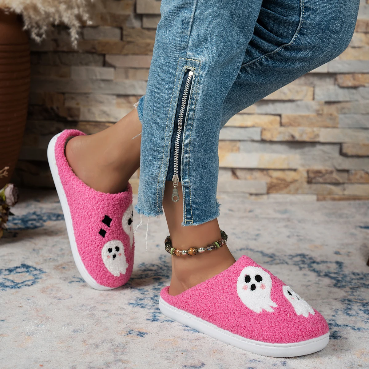 Pantofole da donna in peluche - Embroidery Shoes recensione e prezzo