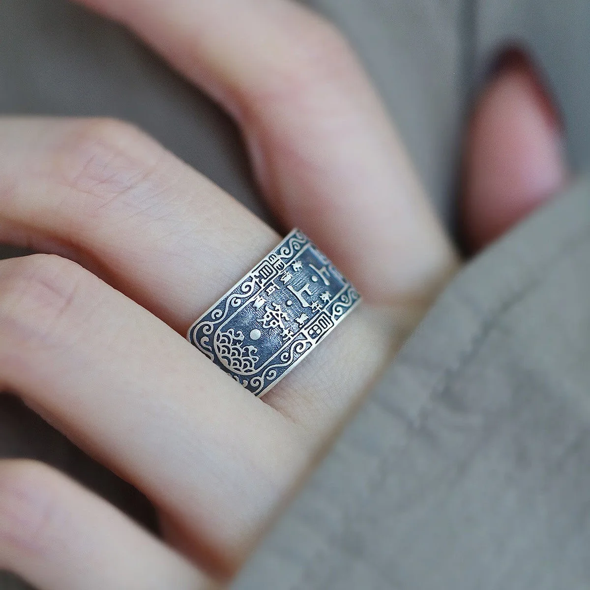 925 Thai Silver Retro Engraved Relief Pattern Square rings for women classic Unusual Ethnic Style ring Banquet Jewelry Gift