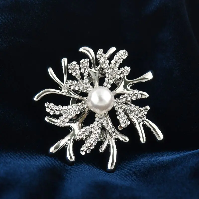 Fashion crystal rhinestone pearl brooch staghorn coral flowers corsage brooch female wedding scarf pin