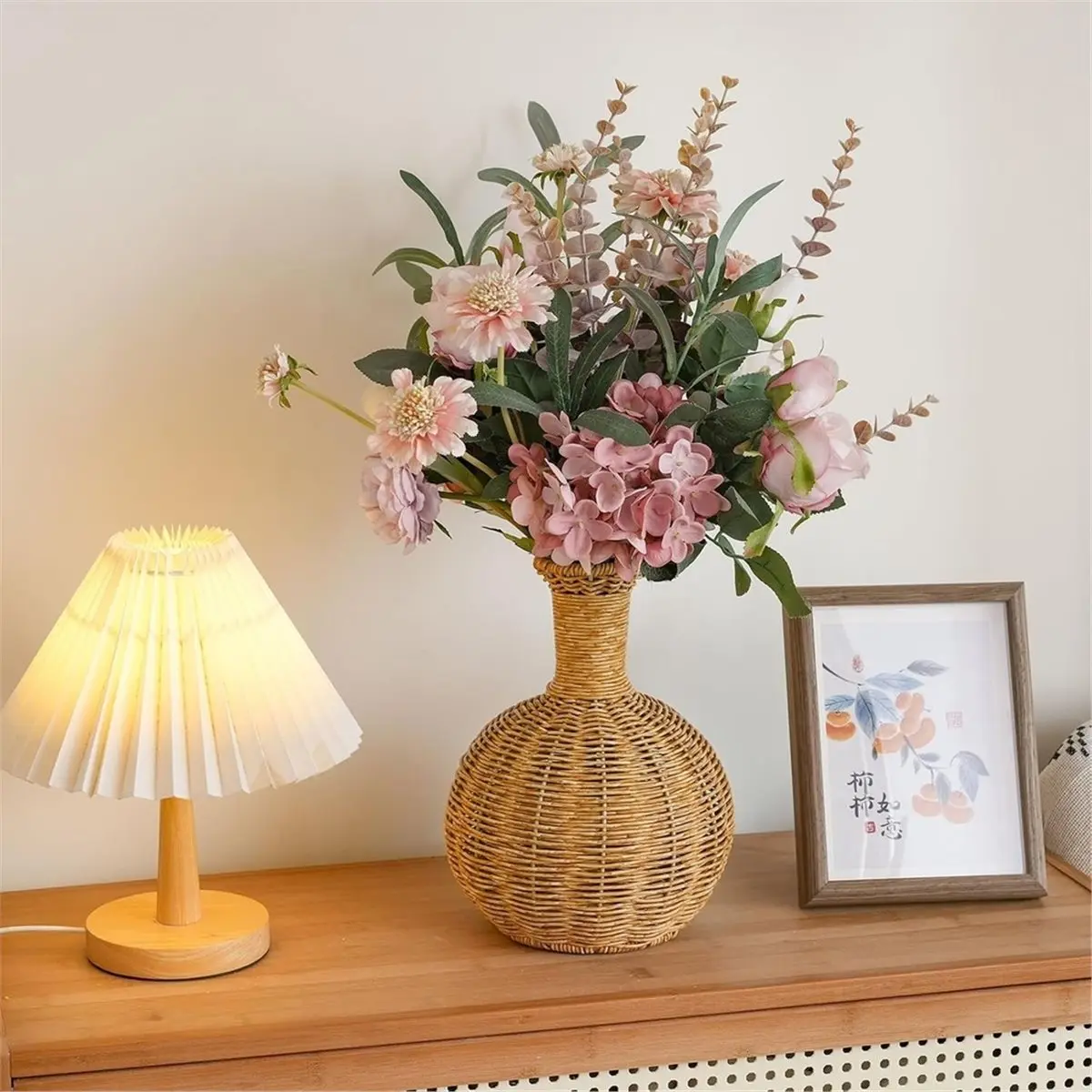 Handwoven Rattan Vase, 10-Inch Wicker Decorative Vase, Natural Woven Bulbous Vase for Artificial or Dried Flowers