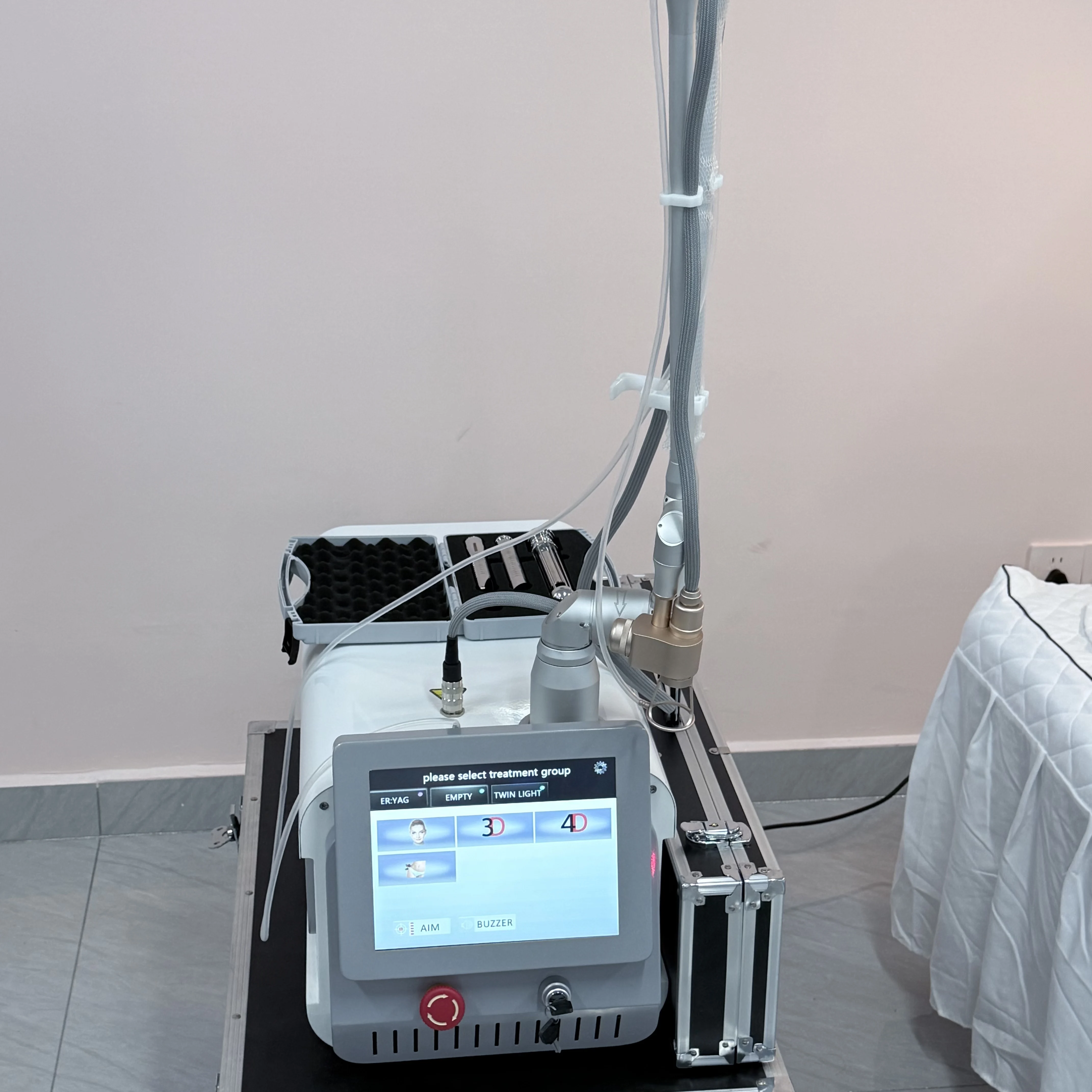 CO2 lase for skin Scar Remover Device Professional Painless Safe Comfortable Beauty Instrument, Supports Skin Rejuvenation