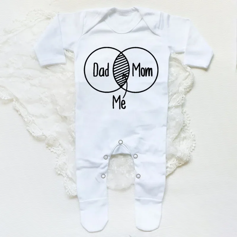 MOM+DAD=ME Print Baby Sleepsuit Long Sleeve Round Neck Infant Bodysuit  Newborn Shower Gifts Boy Girl Cute Infant Sleepsuit