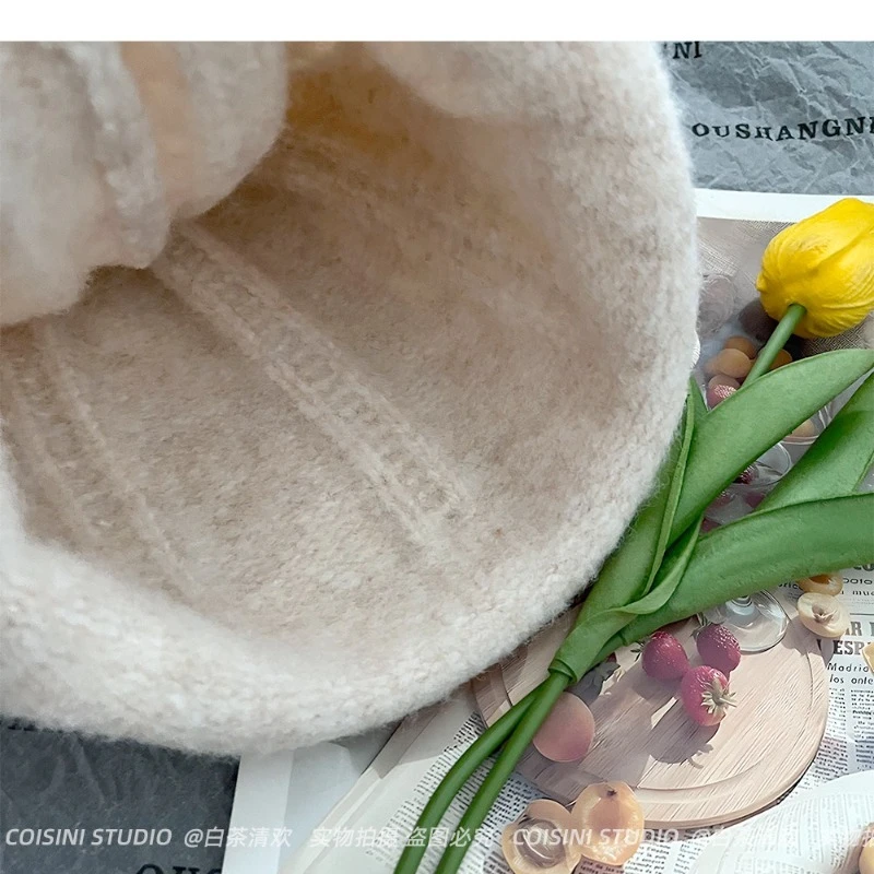 Koreanische einfache Strickmütze mit gekräuseltem Rand und niedlichem Pompon-Design für Damen, Winter, großer Kopfumfang, Ohrenschutz, warme Beanie-Mütze, Bonnet. – Detail 6