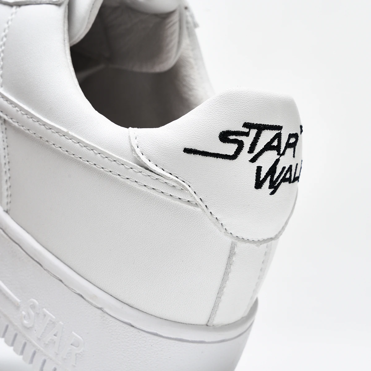 STARWALK trendy and versatile small white shoes for both men and women, sports and casual height increasing board shoes