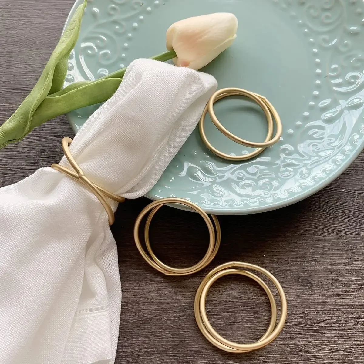 6Pcs Cross 2-Circles Simple Metal Napkin Rings Silver Gold Napkin Holder Table Tissue Metal Holder for Wedding Party Table Décor