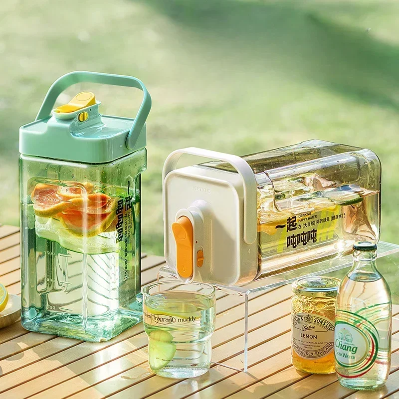 Jug For Cold Water Transparent Refrigerator Water Jug Fruit Drink ice cold pitcher for Party Kitchen Drinkware Juice Container