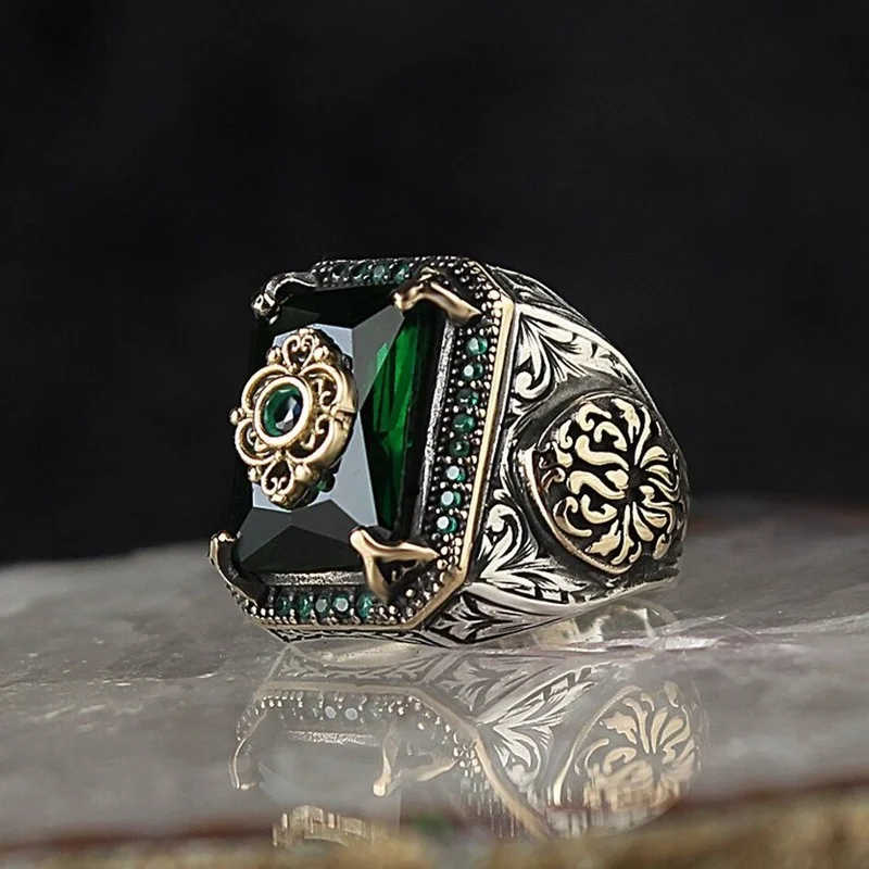 Vintage Turkish Signet Ring for Men Women Antique Silver Color Carved Eagle Ring Inlaid Green Zircon Locomotive Punk Rings