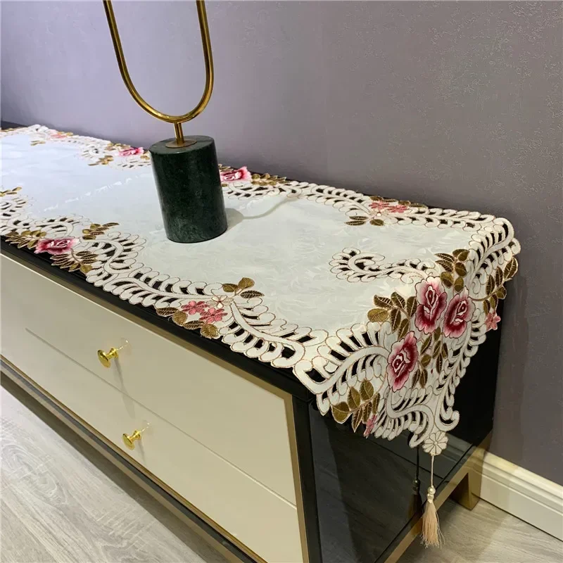 

New Table Runner Flower Hollow Long Strip Fabric Table European Simple Bed Flag Embroidered Table Flag Shoe cabinet cover cloth