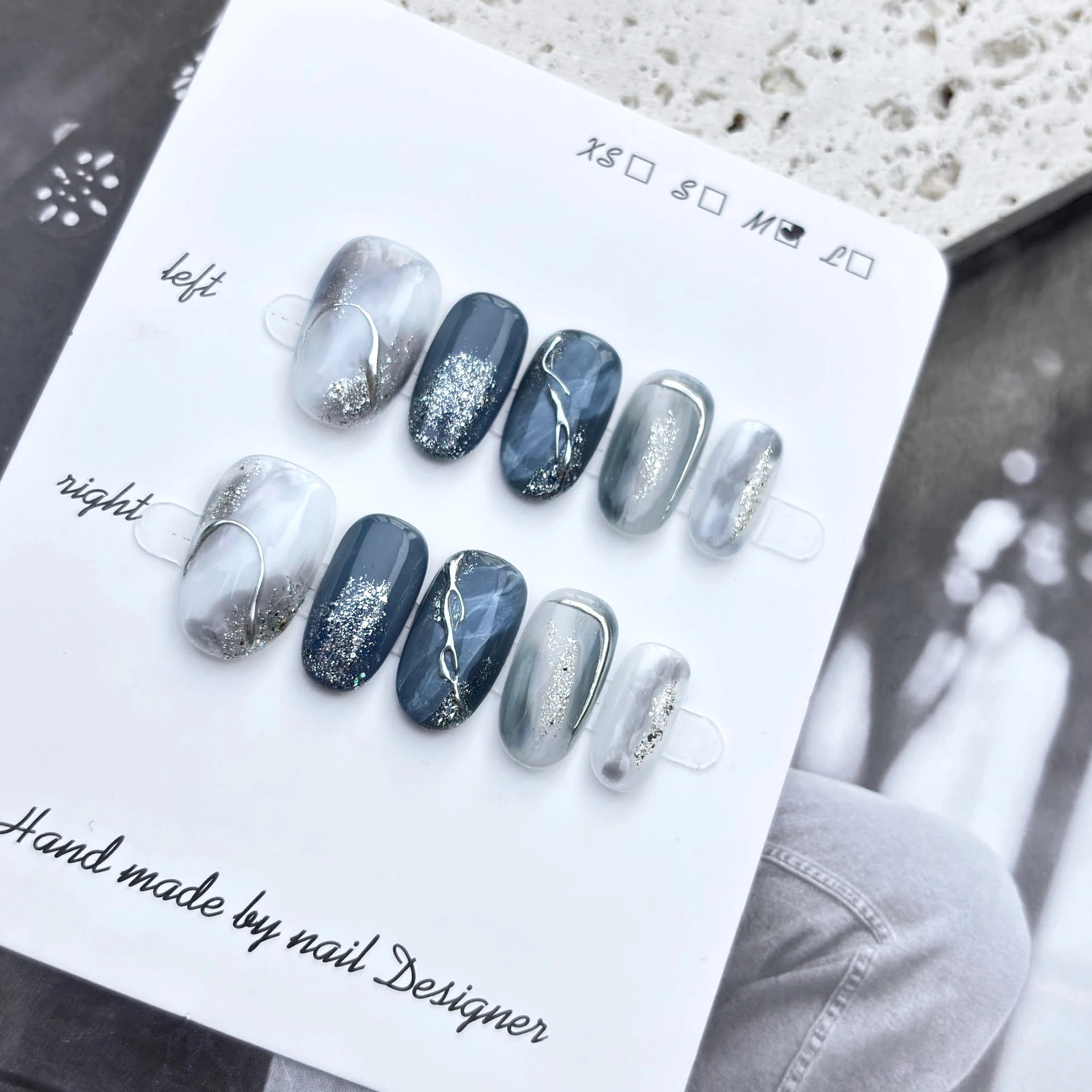 10Pcs Short Oval Handmade Nail Blue Series Flower Rhinestone Shiny Relief  Design Dreamy Nail Removable Full Cover Press On﻿﻿﻿﻿