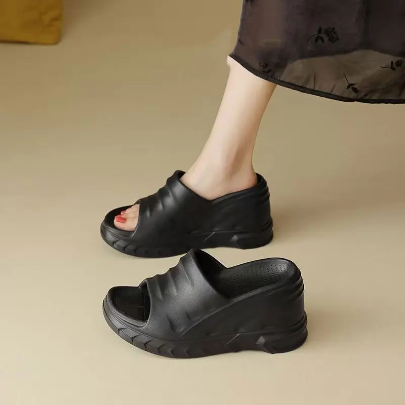 

New Women Fashion Summer 8 Cm Chunky Sole Wedges Heels Flip Flops Casual Outerwear Shoes Waterproof Charm Slippers Sexy Lady