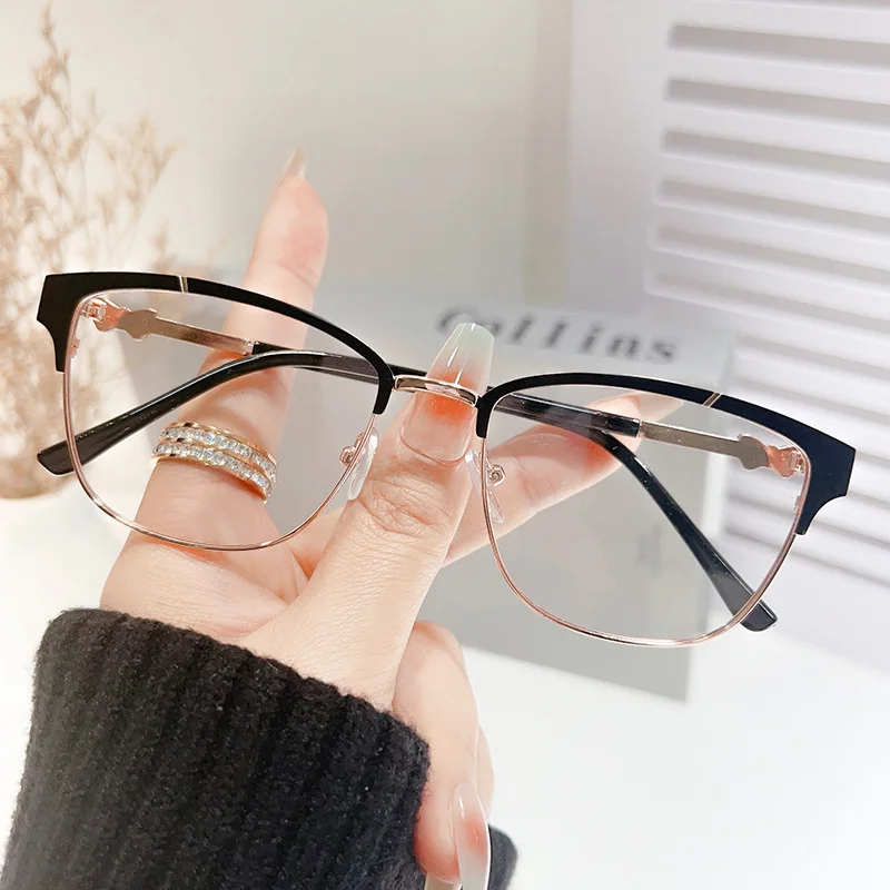 Anti-blue Light Myopia Glasses Women Men Ultra Light Computer Glasses Eye Protection Vision Care