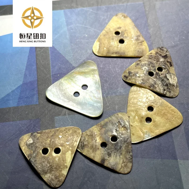 10PC Japanese-style Pinctada Martensi Natural Seashell Triangle 2-holes Flatback Button DIY Shirt Apparel Sewing Scrapbook Decor