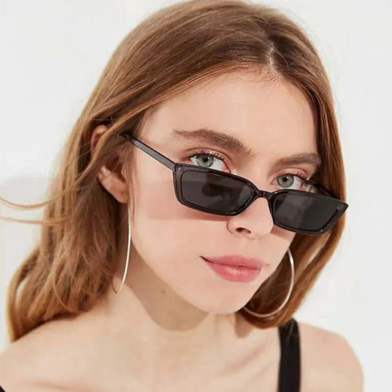 Modische Kleine Rahmen-Sonnenbrille für Damen Retro Quadratische Gläser Sonnenbrillen Weibliche Brillen Damen-Eyewear