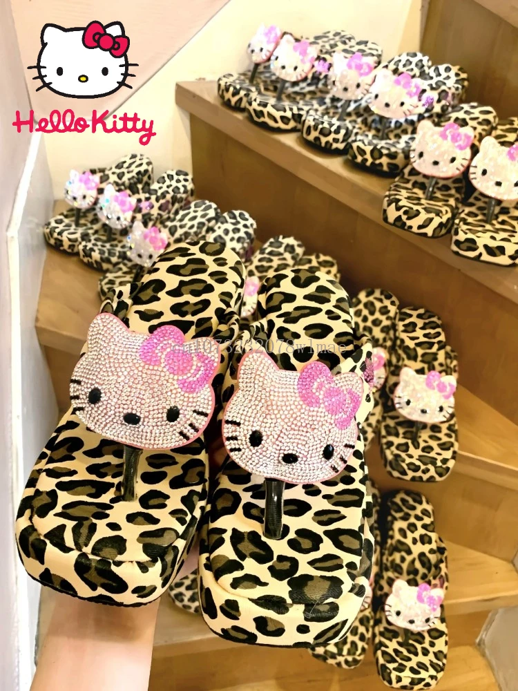 

MINISO Hello Kitty Leopard Thick Sole Flip-Flop Women's Summer Cute Rhinestone Slippers Beach Y2K Spicy Girl Slippers Sandals