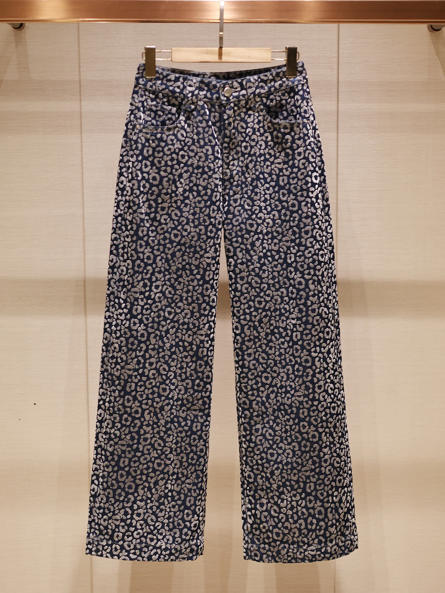 

American Sle High Waist Faux Velvet Leopard Print Denim Pants Women's Autumn 2025 Wide Leg Straight Cut Floor Length Jeans