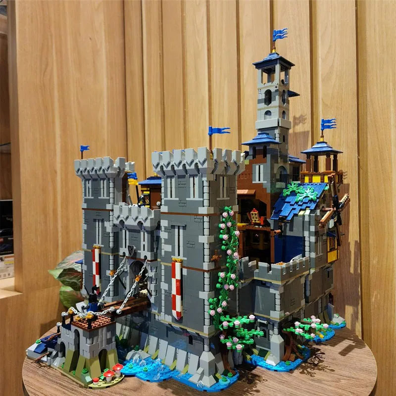 MOC-122192 nouveau château de tour de mer classique scène de rue bloc de construction modèle 6936 pièces garçons jouet d'anniversaire pour enfants cadeau