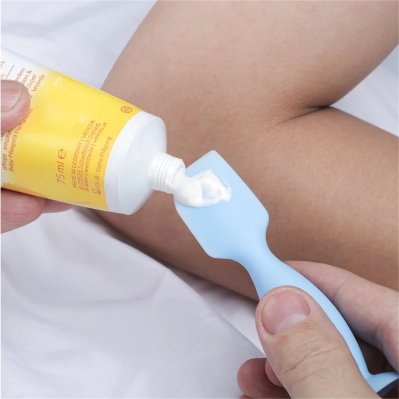 Baby Diaper Cream Spatula for Butt Paste Soft Silicone Brush Applicator Baby Butt Cream Spatula for Newborn Baby Product P31B