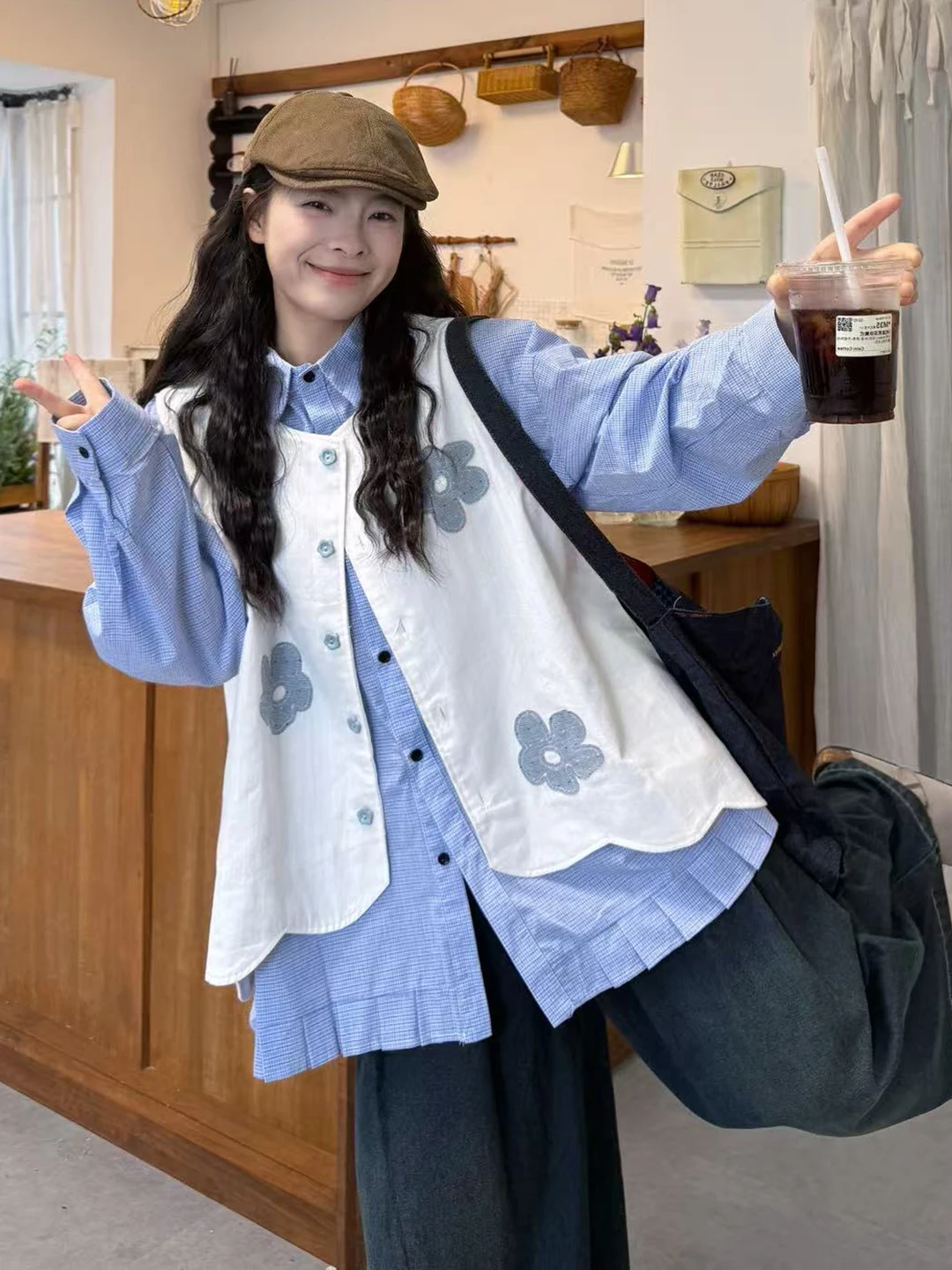 

Весенний комплект для женщин больших размеров: джинсовая куртка с цветочной вышивкой и длинными рукавами, брюки, комплект из трех предметов в корейском стиле с высокой талией