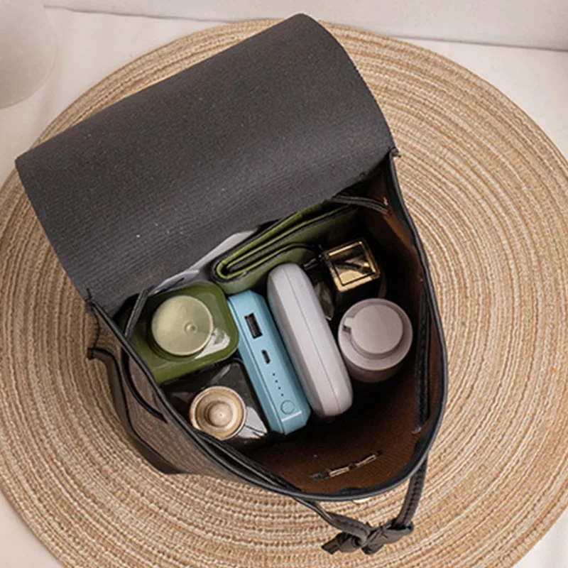 حقيبة ظهر للسيدات ذات جو أنيق مع تصميم يمكن حمل حقيبة الظهر الاتجاه البساطة اللون شخصية الماس