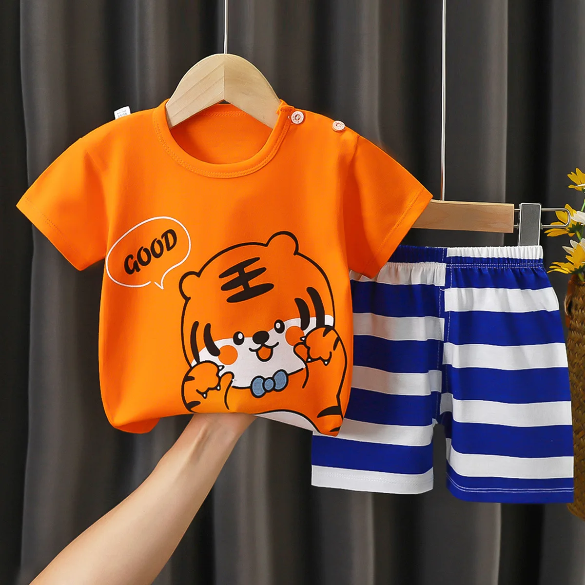 

2Piece Sets Summer Baby Girl Clothes Korean Casual Cartoon Cute Print Cotton Short Sleeve Tops+Shorts Toddler Boy Outfits BC568