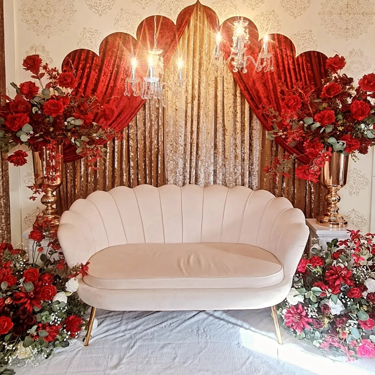 Royal loveseat couple throne wedding sofa for bride and groom  for wedding backdrop stage decoration1333