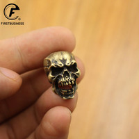 Brass Skull Statue Fashionable Keychain Pendant Tea Table Decoration Decorative Figurines Vintage Home Decoration Accessories