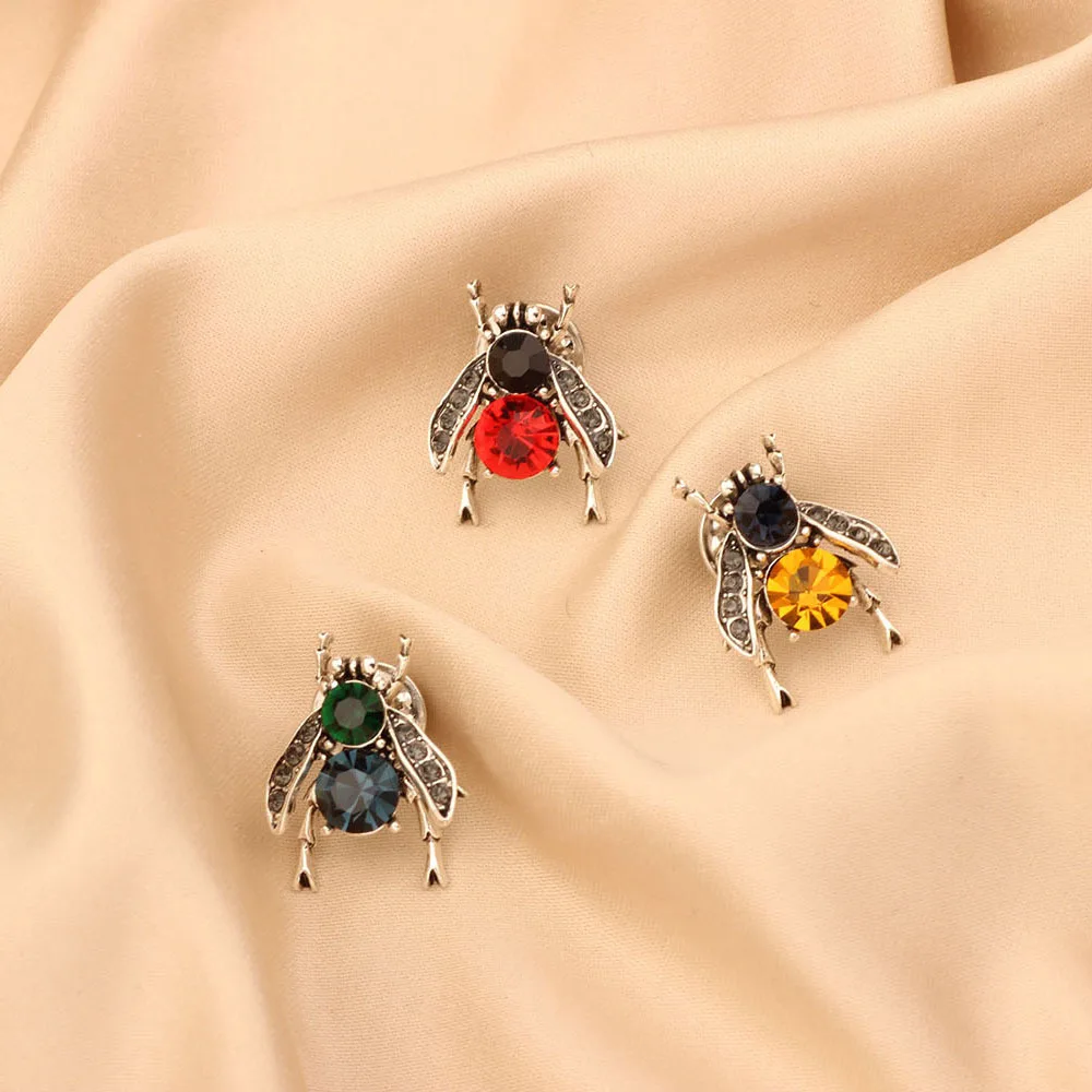 Punk Mini Bee Brooch for Men Women Yellow Red Rhinestones Insect Lapel Pin Badge Corsage Suit Jewelry Accessories Gifts