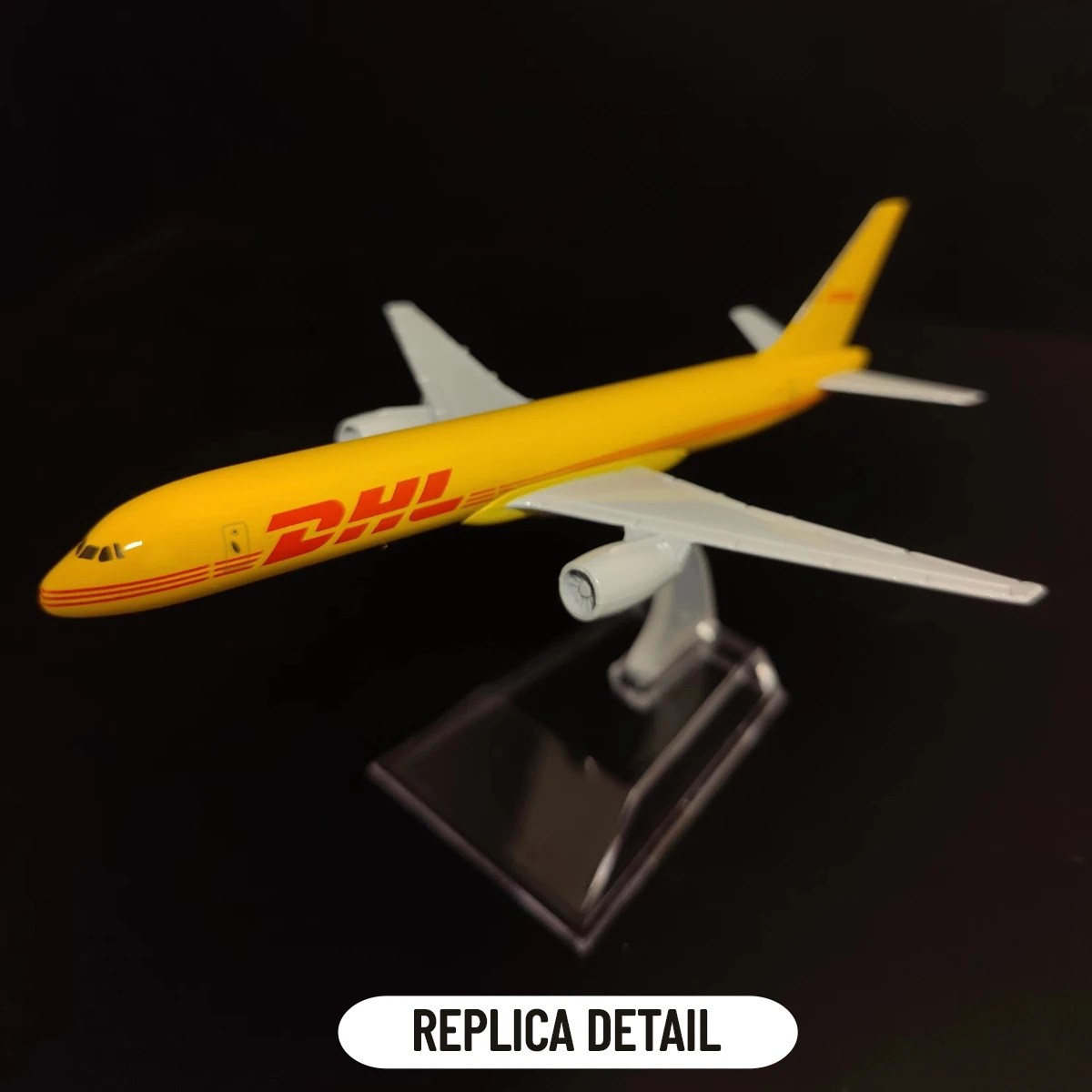 Scale 1:400 Metal Aircraft Replica DHL Boeing 757 Airplane Diecast Model Plane Aeroplane Home Office Miniature Toys for Children