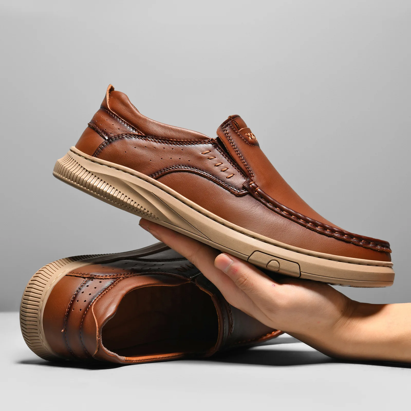 Sapatos clássicos de couro slip-on masculino, mocassins planos, tênis casuais, mocassim de sola macia