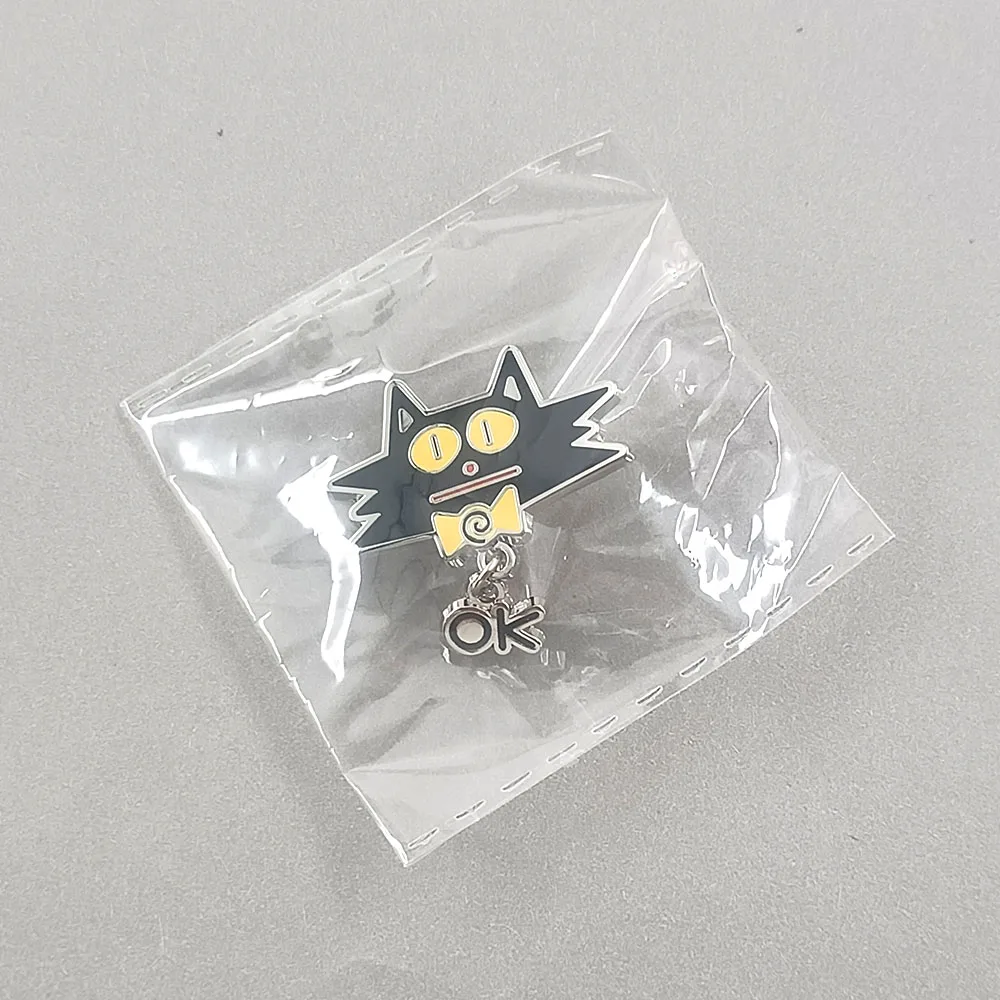 Lustige Schwarze Katze OK Emaille-Pins mit hängenden Buchstaben-Broschen, sarkastisches Meme-Metall-Abzeichen, Rucksack-Revers-Pin, Schmuckgeschenk – Detail 9