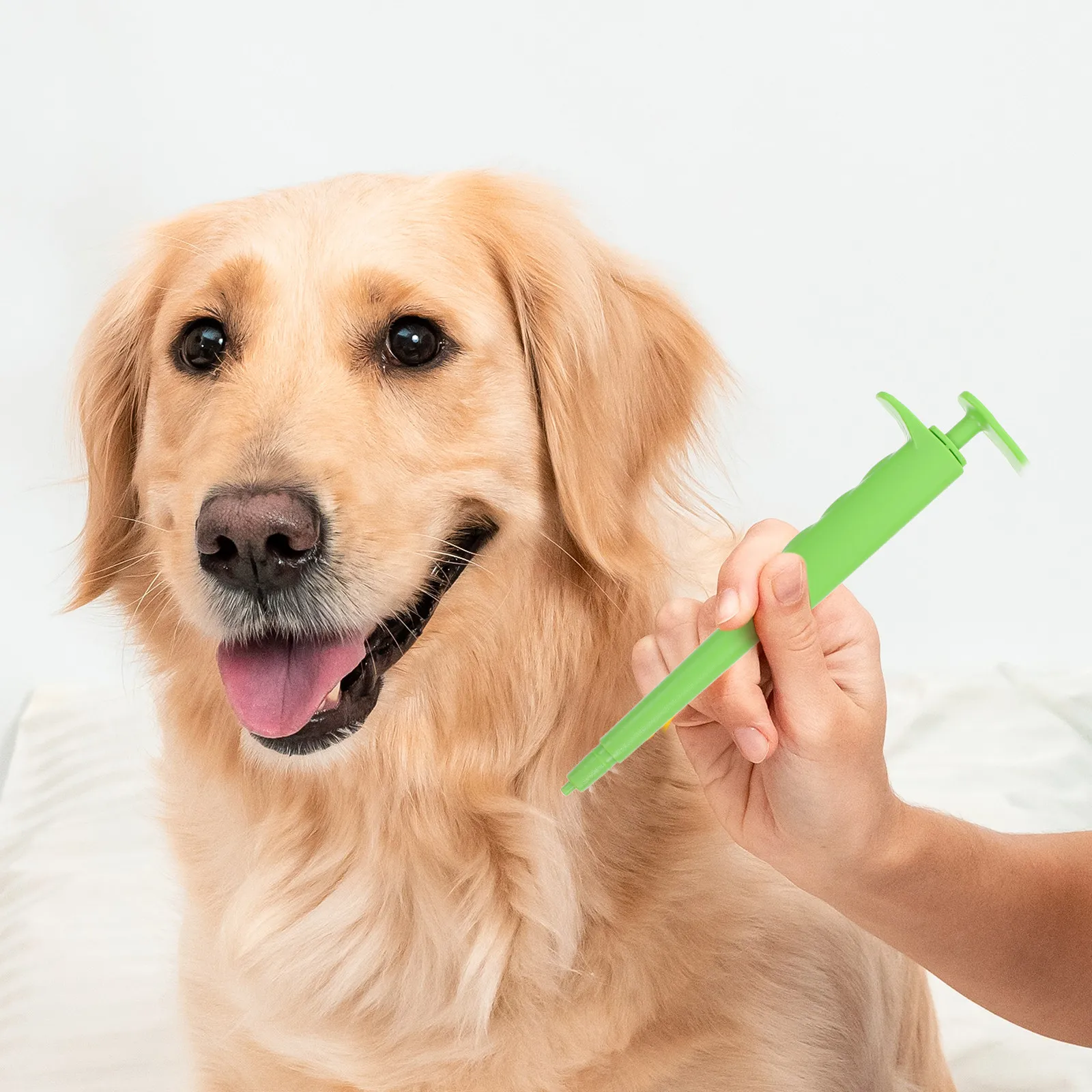 Pet Medicine Assistant Push Style Feeder for Cats Dogs Precise Dosage Liquid Pill Dispenser Easy Clean Feeding Tool