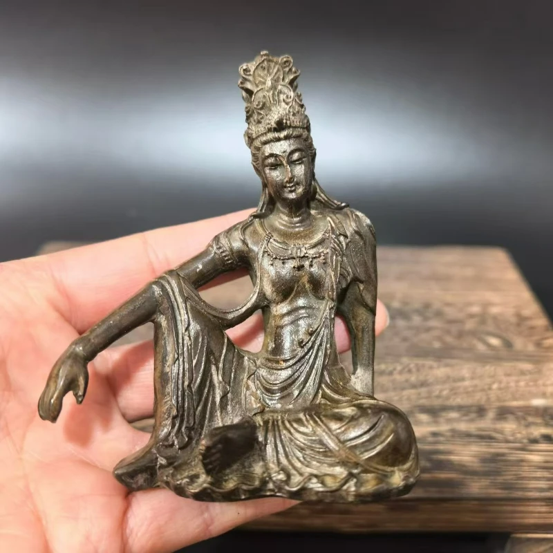 Retro Handcrafted Copper Kwan Yin Statue, Realistic Water-Moon Guanyin Figurine for Home, Office and Meditation Space Decor