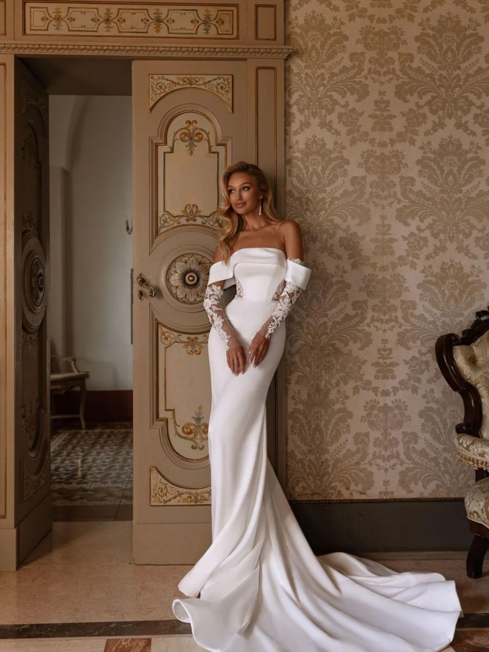 

Elegant Mermaid Wedding Dresses Romantic Satin Bridal Gowns Formal Strapless Floor-Length Wedding Gowns Vestidos De Novia