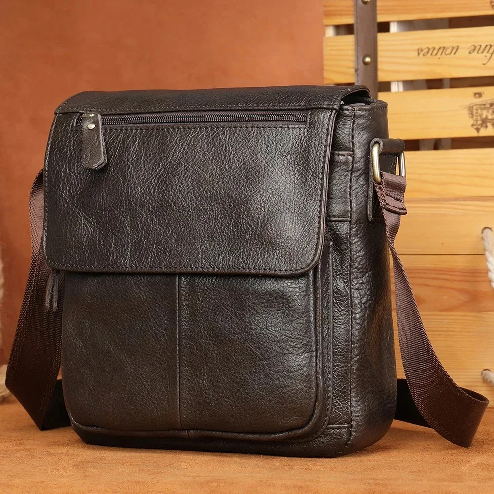 

Men Shoulder Bag High Quality Male Bag Cowhide Leather Crossbody Bags Capacity Men Messenger Tote Bags for Male 819A