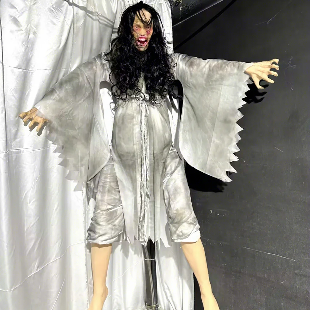 ATV&UTVManufacturer Haunted House and Escape Room Props Monster Animated Scary Zombie Horrible Ghost for Halloween Decoration