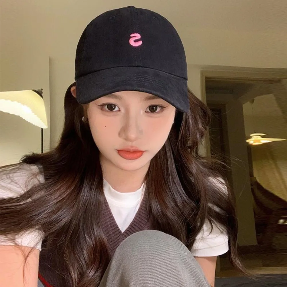 Vintage Embroidered Letters Baseball Cap Adjustable Cotton Duck Tongue Caps Summer All-match Hip Hop Bonnet for Women Men