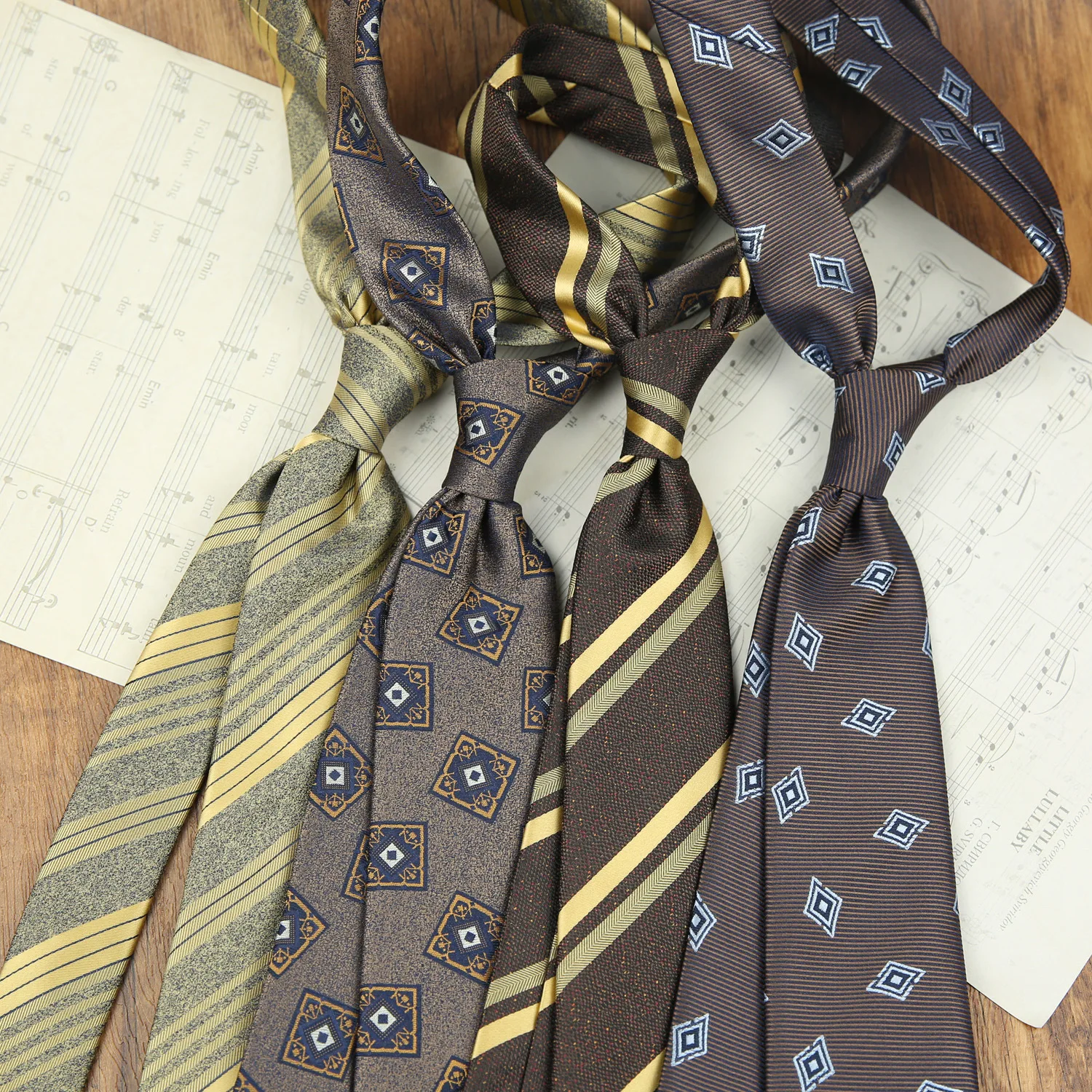 Tie men's formal business Korean version British casual retro coffee color yellow stripe hand printed style groom's wedding tren