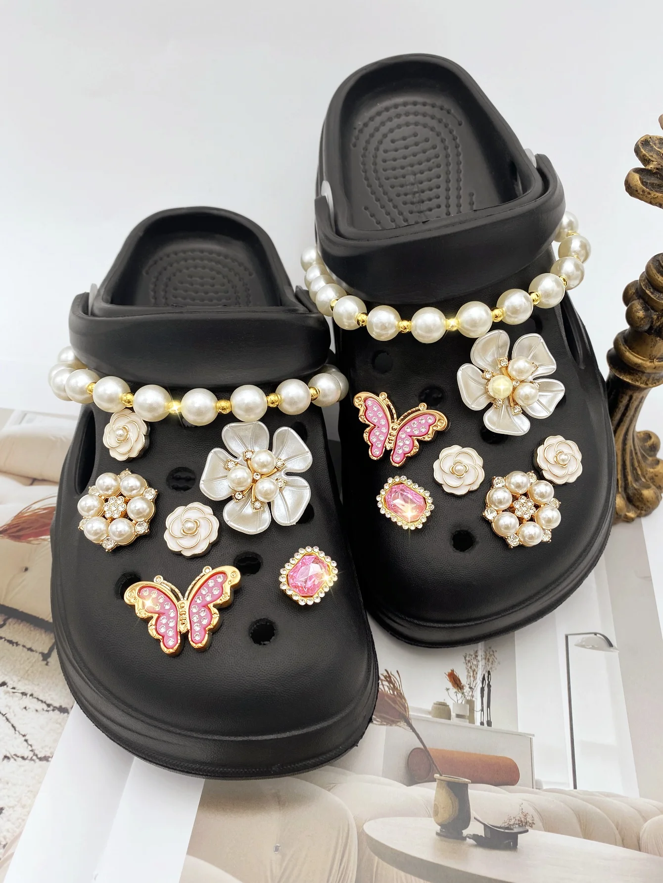 14 pieces of ABS pearl chain, camellia, ABS square pink diamond, pink dot diamond butterfly, ABS pearl flower shoe buckle DIY de