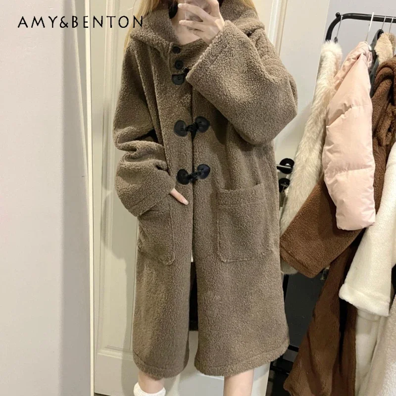 

2024 New Japanese College Style Autumn and Winter Dark Pocket Loose Hooded Long Horn Buckle Lamb Fashion Wool Coat For Girls