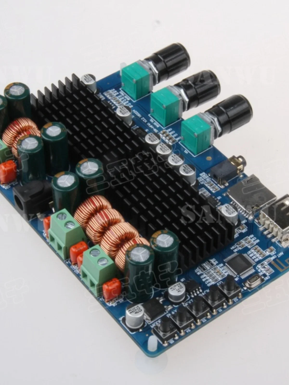 Bluetooth Amplifier Board TPA3116 Bluetooth Receiver USB TF Card Decoding 200W 2.1 Channel Digital Amplifier Board