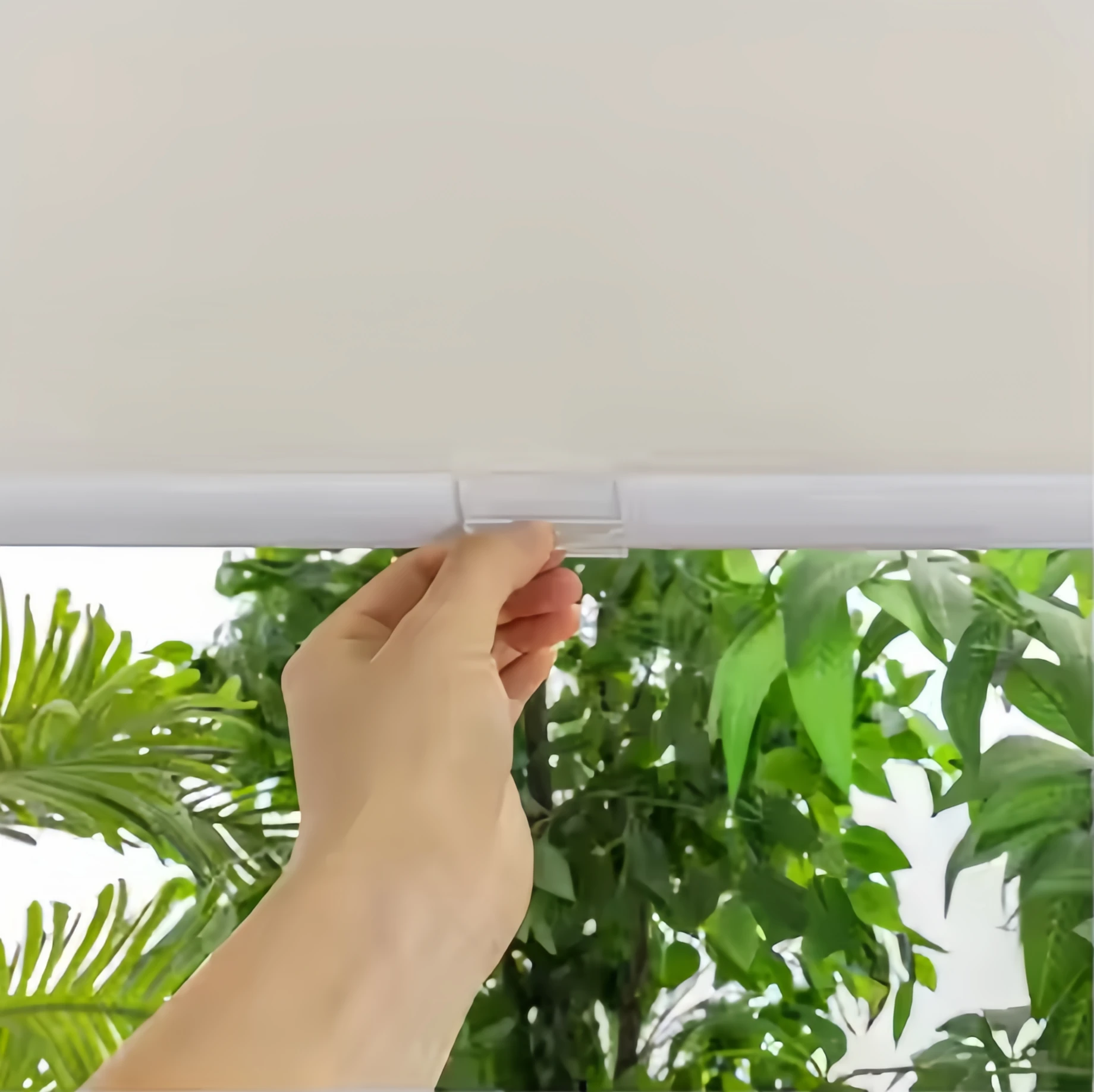 Outdoor Waterproof Living Room Manual Cordless Zip Sunscreen Roller Blinds Automatic Blackout