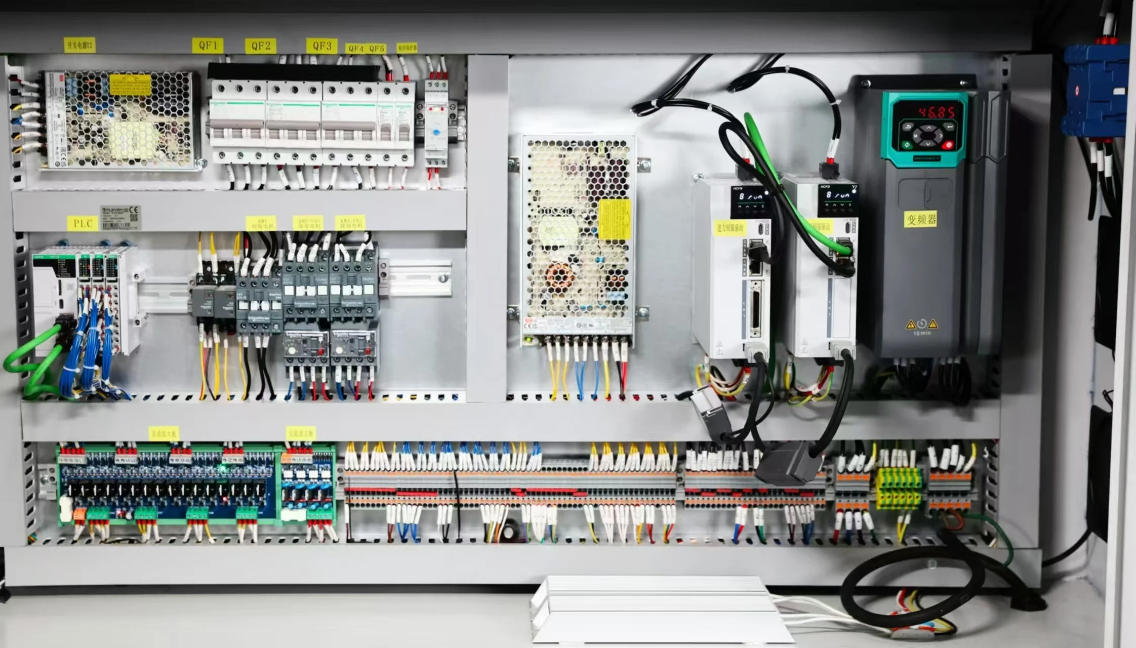 Used Automatic Horizontal Band Saw Machine Rotary Angle Metal Cutting Numerical Control Mechanical Pump Engine Construction