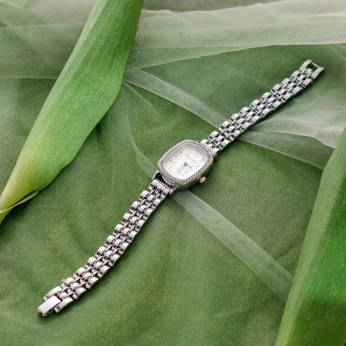 Шикарные женские кварцевые часы, прямоугольный циферблат с принтом, безель, тусклые стразы, обтекаемый браслет, аксессуары для часов, ювелирные изделия, подарок