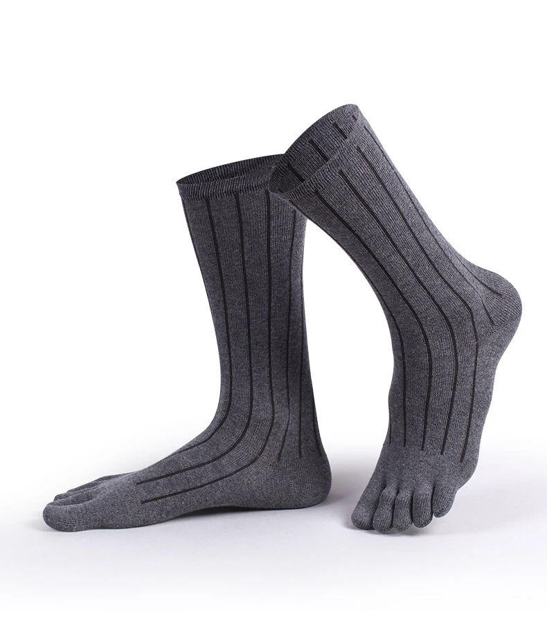1/5 Paar Herren Baumwoll-Sportsocken in Schwarz und Grau, Einfarbig mit Streifen, Schweißableitend, Elastisch, Hohe Fünf-Finger-Radsocken – Detail 1