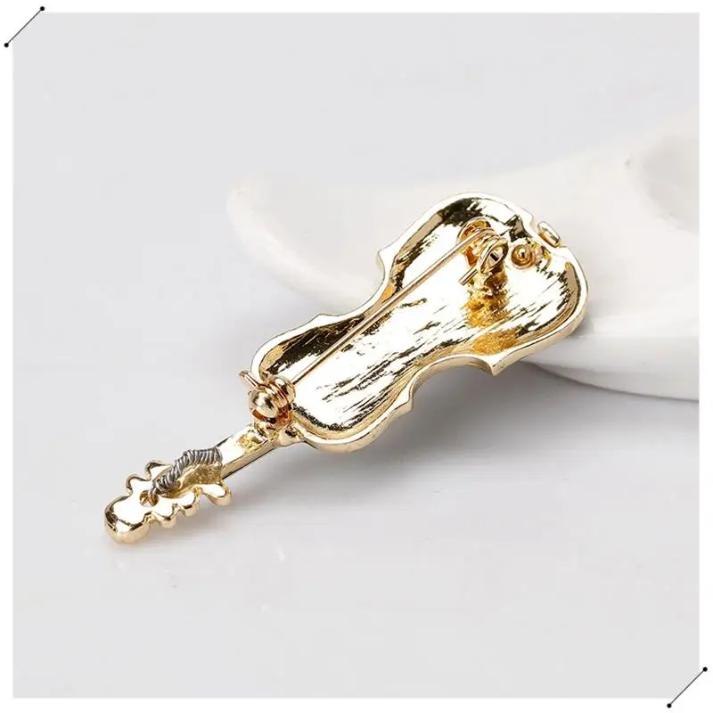 Green Concert Enamel Pin Violin Clothes Lapel Brooches Cute Musical Instrument Jewelry Gift