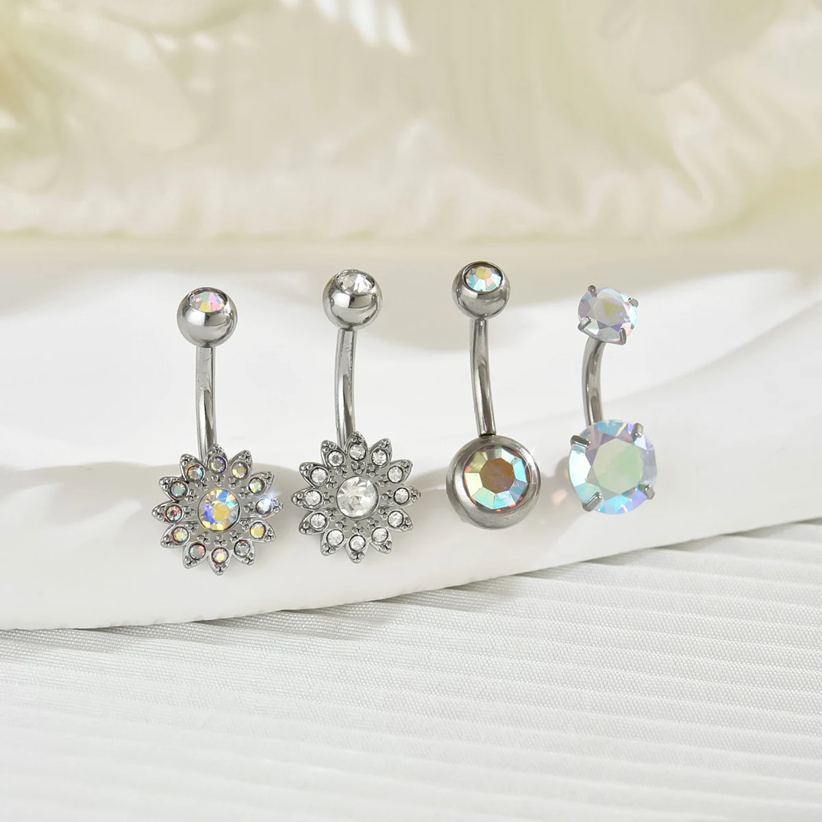 4Pcs Sunflower Belly Button Rings Gold Color Rhinestone Navel Piercing Navel Piercing Goth Ball Nombril Body Jewelry for Women