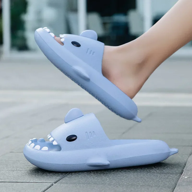 2024 New Summer Shark Slippers Women Slides Men Bathroom Flip Flops Home Anti-Skid Flat Shoes Outdoor Children\'s Funny Sandals