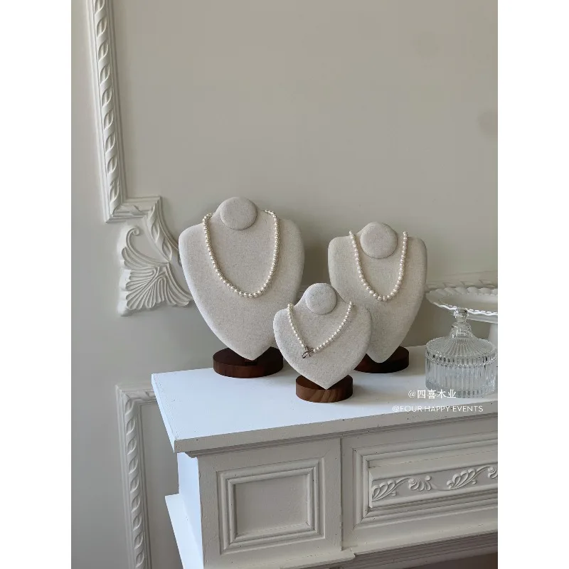 Wooden Necklace Display Stand Pendant Jewelry Stand Platform Model Neck Jewelry Display Shelf Shoot Beaded Disc